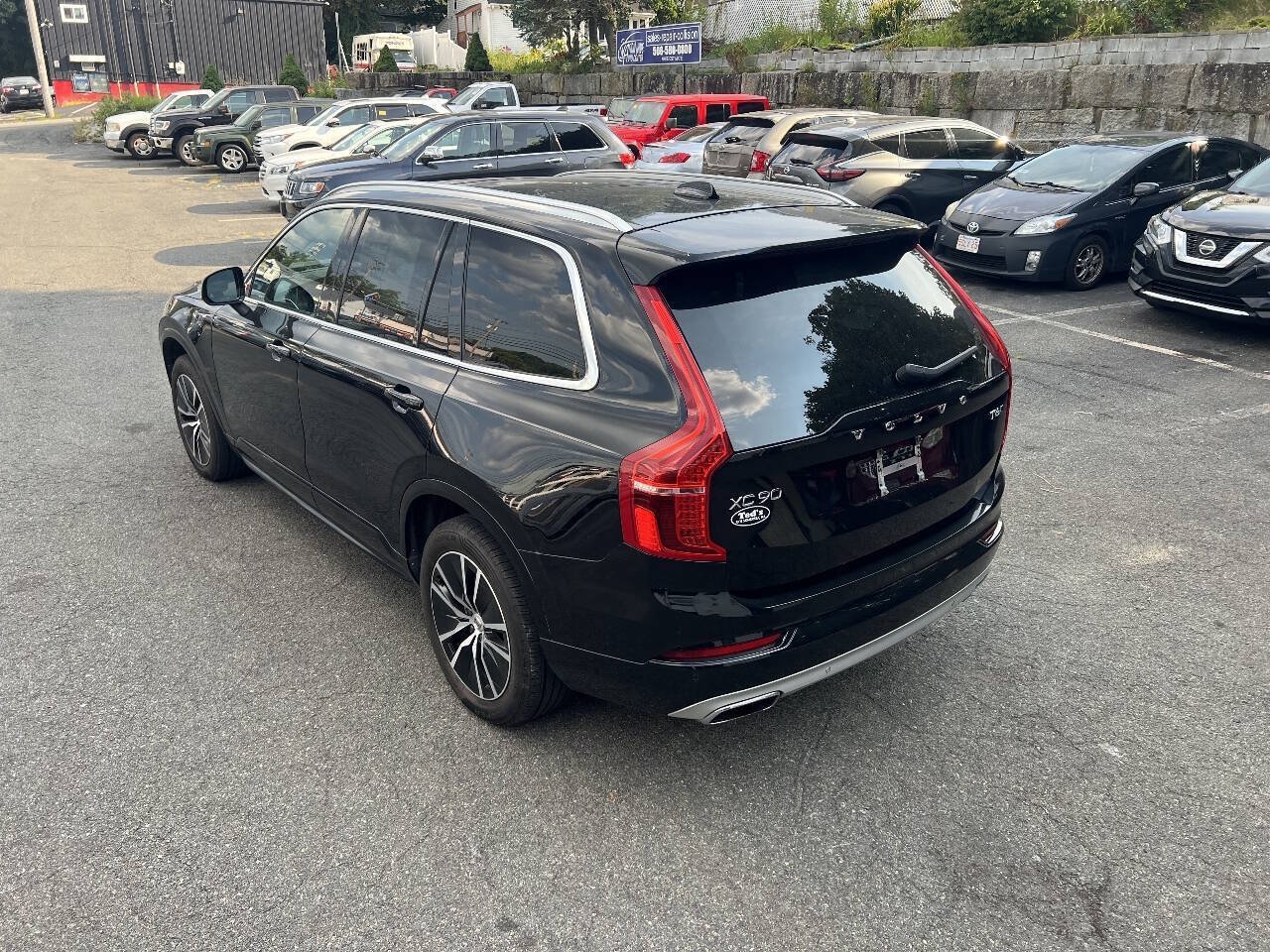 Used 2020 Volvo XC90 T6 Momentum AWD/4WD image 5