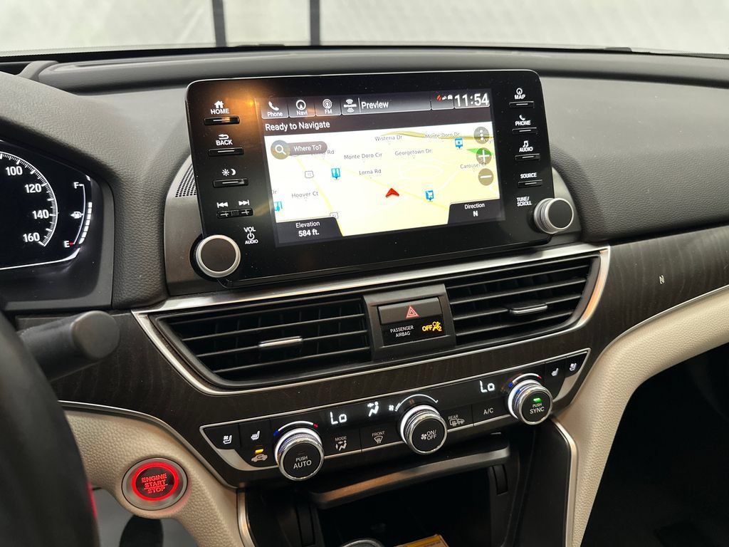 Used 2018 Honda Accord Touring image 29