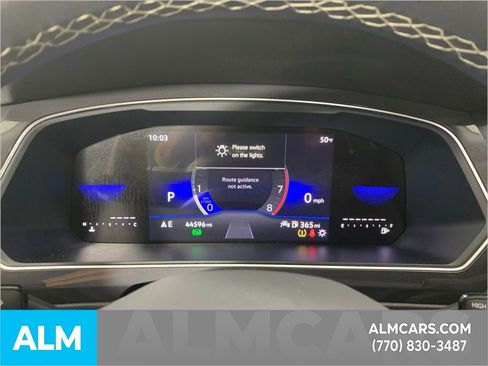 Used 2024 Volkswagen Tiguan SE image 26