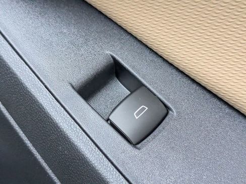 New 2026 Chevrolet Equinox ACTIV w/ Convenience Package III image 33