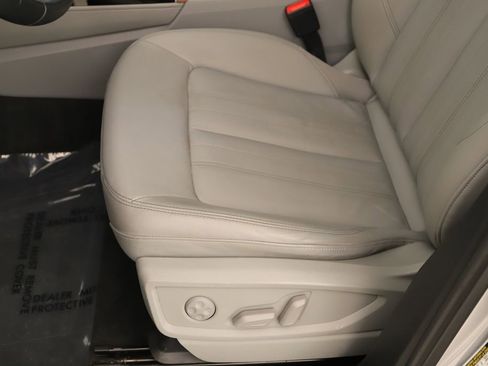 Used 2022 Audi Q5 2.0T Premium Plus w/ Premium Plus Package image 25