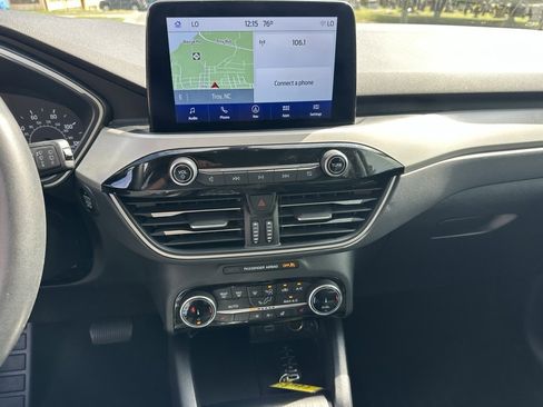 Used 2022 Ford Escape SEL image 25