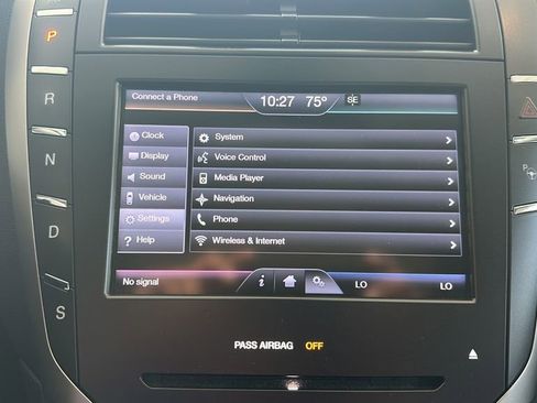 Used 2013 Lincoln MKZ FWD image 20