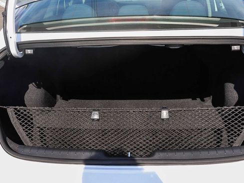 New 2026 Hyundai Elantra Limited FWD image 16