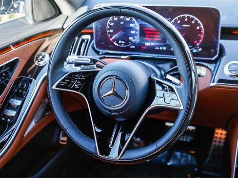 New 2026 Mercedes-Benz S 580 4MATIC Sedan image 13