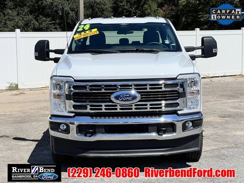 Used 2024 Ford F350 XLT image 9