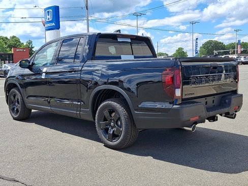 New 2026 Honda Ridgeline Black Edition image 4