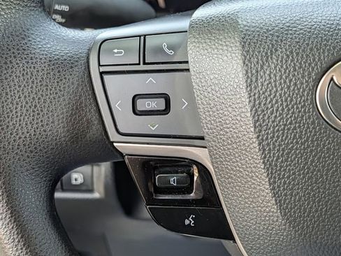 Used 2025 Toyota Camry LE w/ Convenience Package image 22