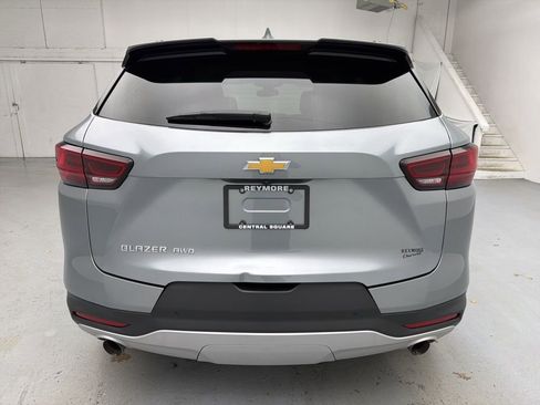 Used 2025 Chevrolet Blazer LT w/ Convenience Package image 10