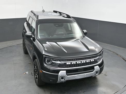 Used 2025 Ford Bronco Sport Badlands AWD/4WD image 29