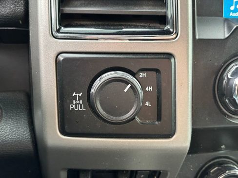 Used 2019 Ford F250 Lariat w/ Lariat Ultimate Package image 23