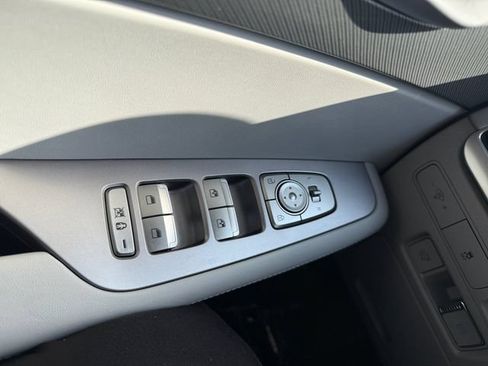 Used 2025 Hyundai Palisade SEL FWD image 12