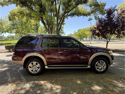 Used 2006 Ford Explorer Eddie Bauer RWD image 6