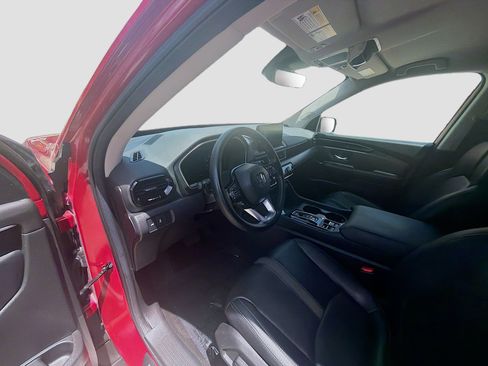 Used 2024 Honda Pilot EX-L image 9