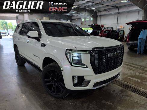 Used 2023 GMC Yukon Denali Ultimate AWD/4WD image 1
