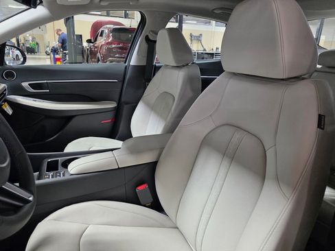New 2026 Hyundai Sonata Limited FWD image 23