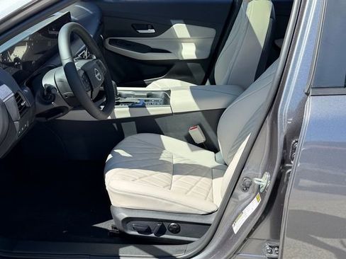 New 2026 Nissan Sentra SL FWD image 20