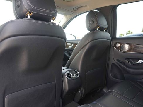 Used 2016 Mercedes-Benz GLC 300 image 13