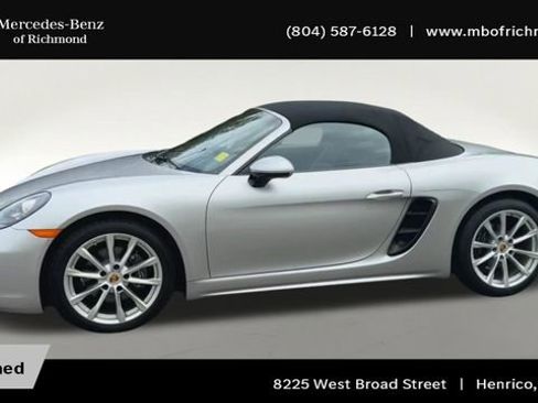 Used 2019 Porsche 718 Boxster RWD image 7