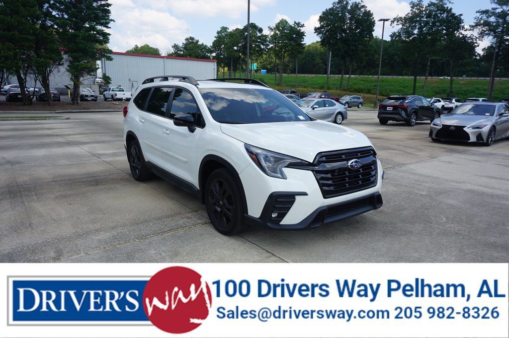 Used 2023 Subaru Ascent Onyx Edition AWD/4WD image 1