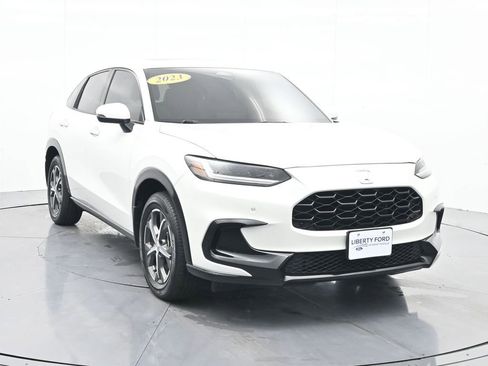 Used 2023 Honda HR-V EX-L image 4