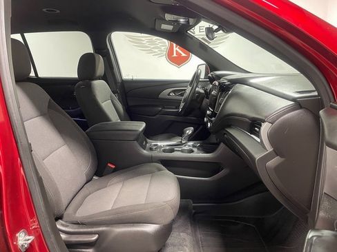 Used 2023 Chevrolet Traverse LT w/ LPO, Floor Liner Package image 22