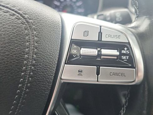 Used 2022 Kia Telluride SX w/ SX Prestige Package image 33