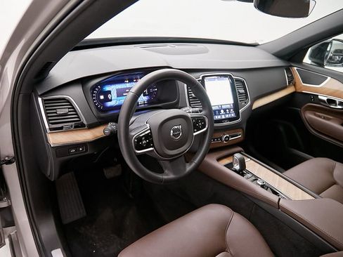 Certified 2023 Volvo XC90 T8 Plus w/ Protection Package AWD/4WD image 12
