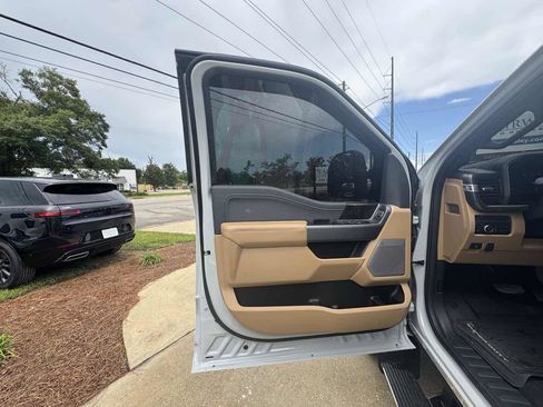 Used 2026 Ford F450 Lariat w/ Lariat Ultimate Package AWD/4WD image 29