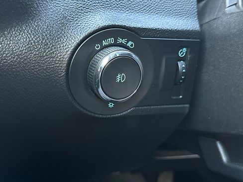 Used 2011 Chevrolet Camaro SS image 38