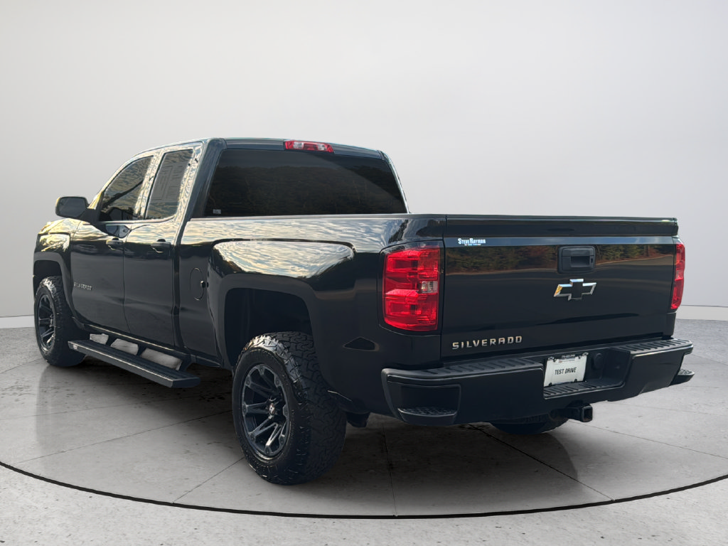 Used 2017 Chevrolet Silverado 1500 W/T w/ Black Out Edition AWD/4WD image 8