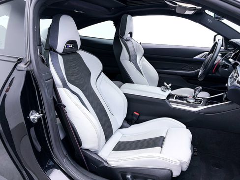 Used 2023 BMW M4 xDrive Competition AWD/4WD image 57