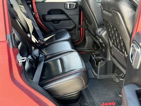 Used 2020 Jeep Gladiator Rubicon AWD/4WD image 23