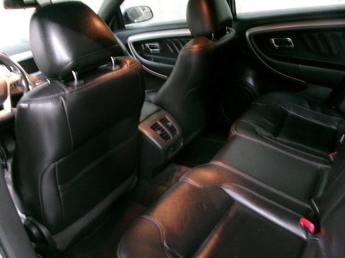 Used 2013 Ford Taurus SEL FWD image 15