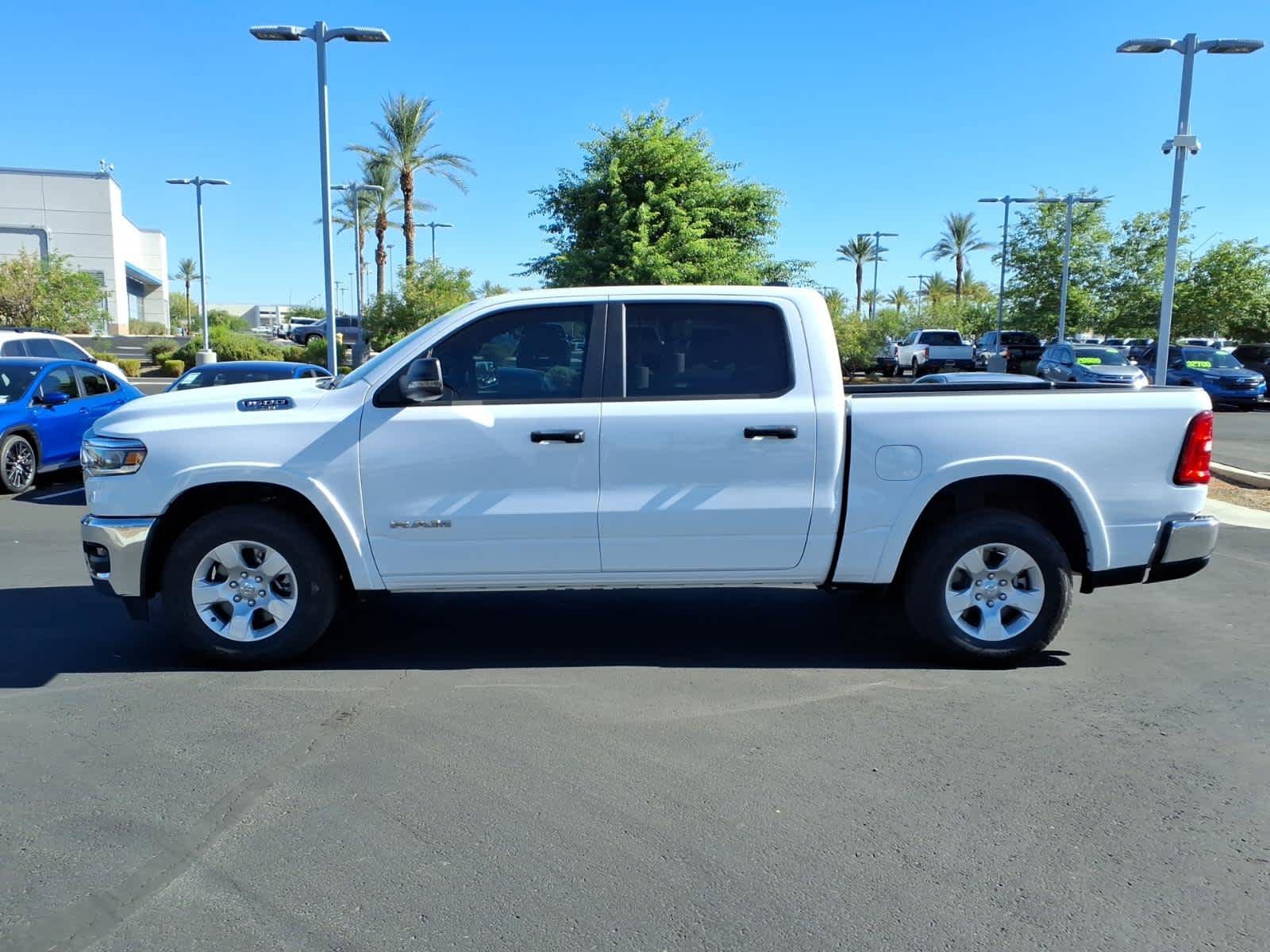 Used 2025 RAM 1500 Big Horn AWD/4WD image 7