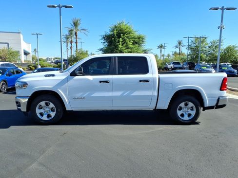 Used 2025 RAM 1500 Big Horn AWD/4WD image 7
