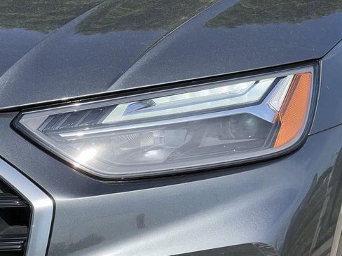 Used 2023 Audi Q5 2.0T Premium w/ Convenience Package image 7