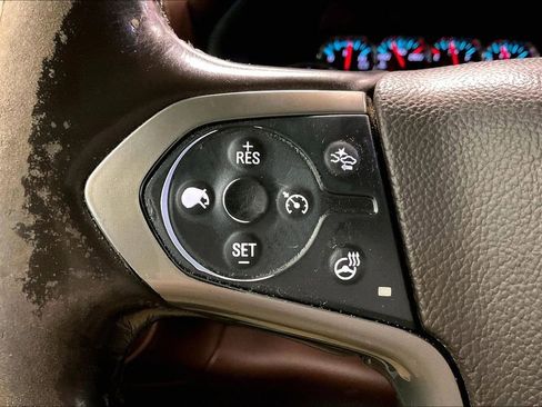 Used 2016 Chevrolet Silverado 2500 High Country w/ Duramax Plus Package AWD/4WD image 12