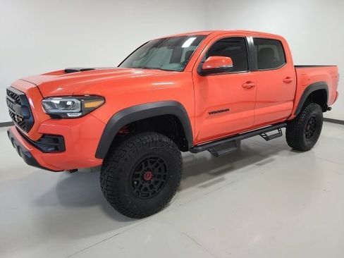 Used 2023 Toyota Tacoma TRD Pro AWD/4WD image 3