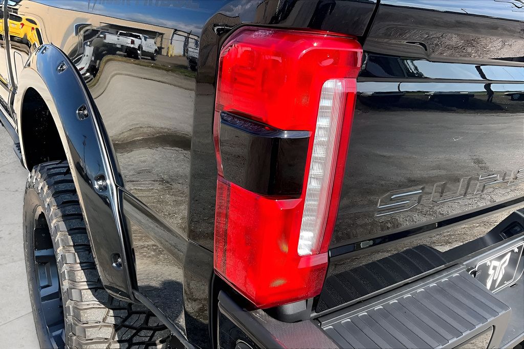 New 2025 Ford F250 XLT w/ Black Appearance Package AWD/4WD image 23