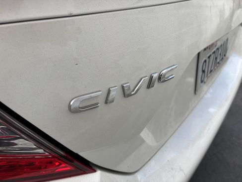 Used 2020 Honda Civic LX image 3