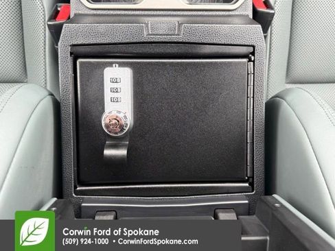 Used 2024 Toyota Tacoma 4x4 Double Cab Hybrid image 29