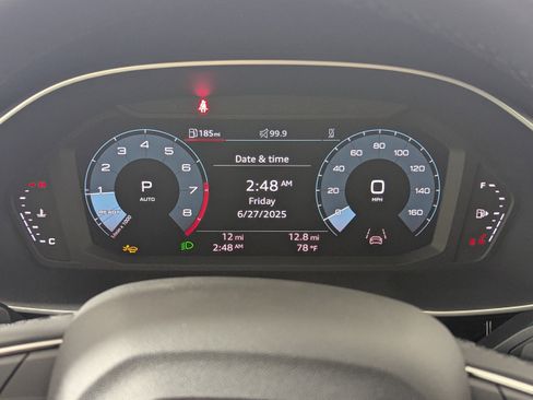 New 2025 Audi Q3 2.0T Premium image 15