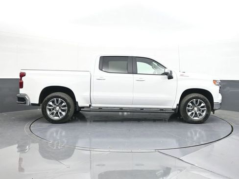 New 2026 Chevrolet Silverado 1500 LT image 18