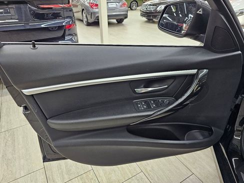 Used 2018 BMW 330i Sedan w/ Convenience Package RWD image 39