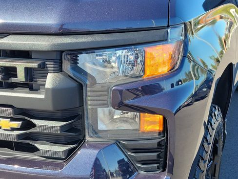 Used 2022 Chevrolet Silverado 1500 Custom image 10