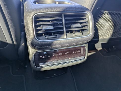 Used 2021 Mercedes-Benz GLS 450 4MATIC image 16