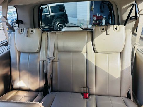 Used 2013 Ford Expedition EL Limited image 16