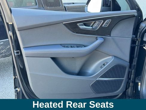 Used 2025 Audi Q7 3.0T Premium Plus image 15