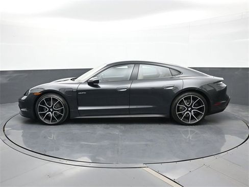 New 2026 Porsche Taycan image 2